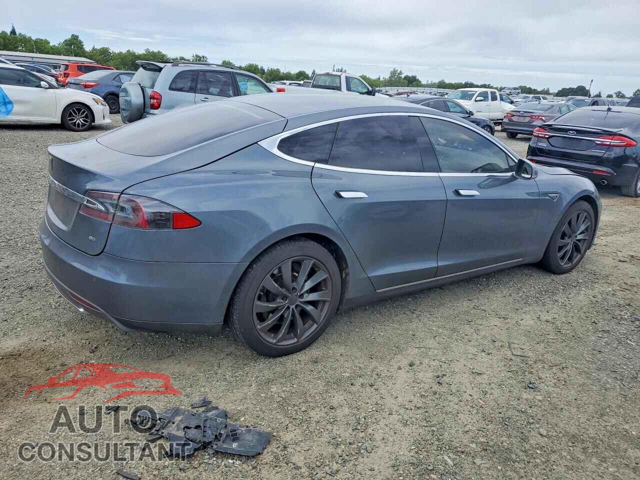 TESLA MODEL S 2013 - 5YJSA1CN3DFP28230