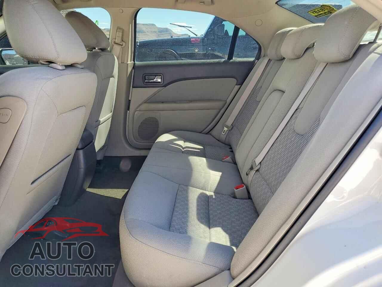 FORD FUSION 2010 - 3FAHP0HA1AR223473