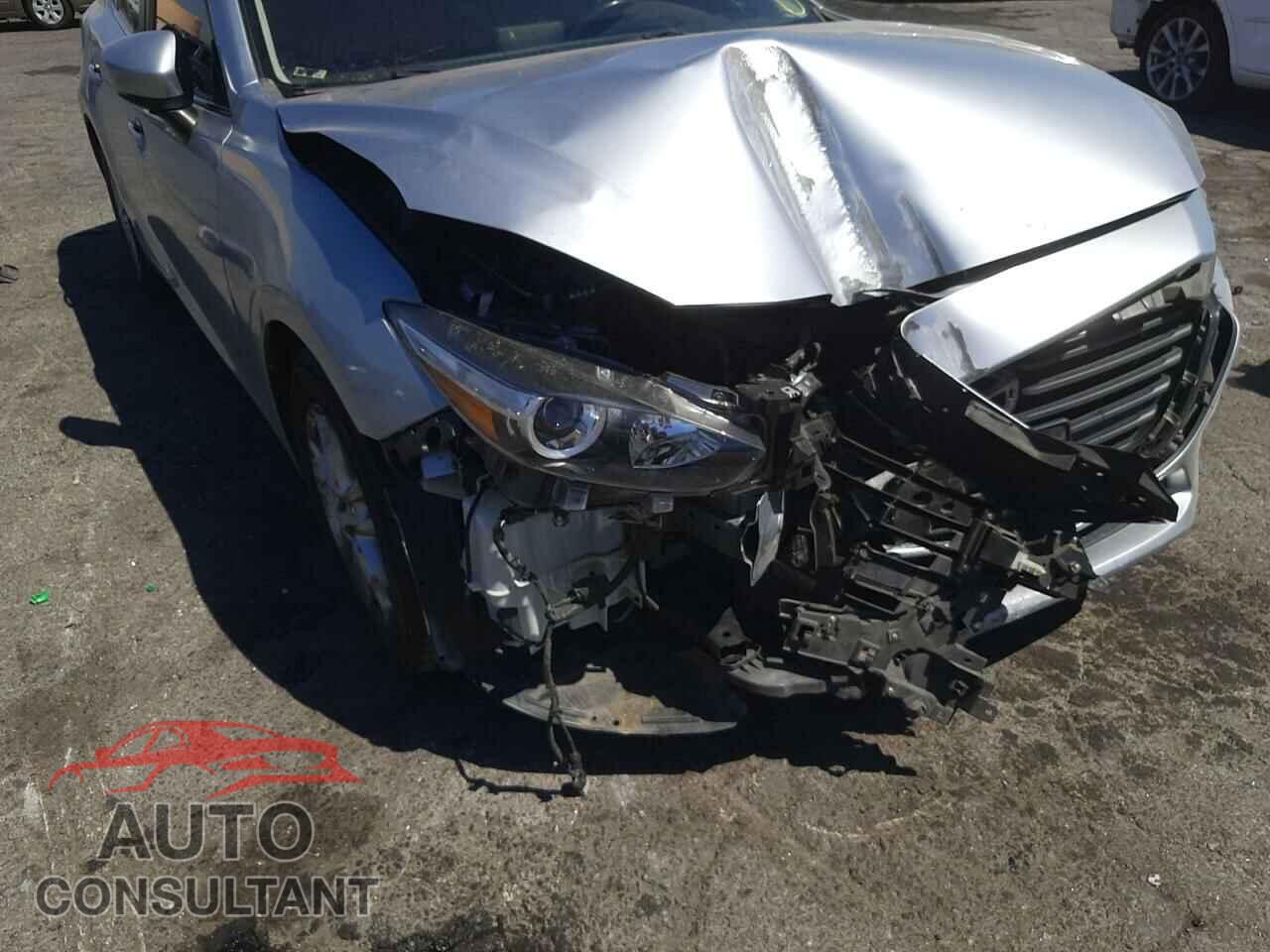 MAZDA 3 2017 - 3MZBN1V70HM149410