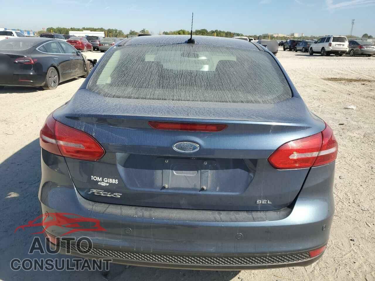 FORD FOCUS 2018 - 1FADP3H27JL201825