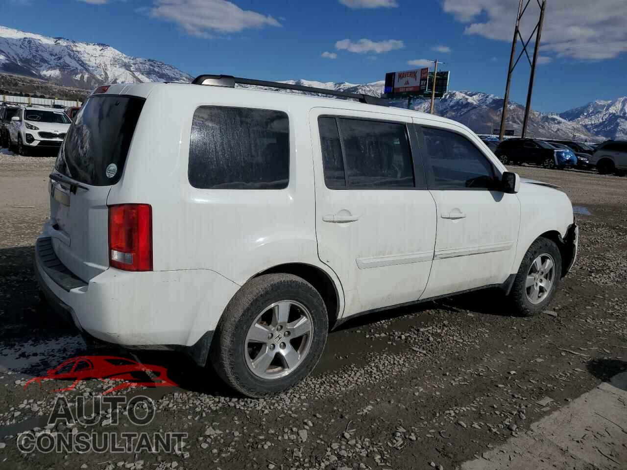 HONDA PILOT 2011 - 5FNYF3H74BB031356