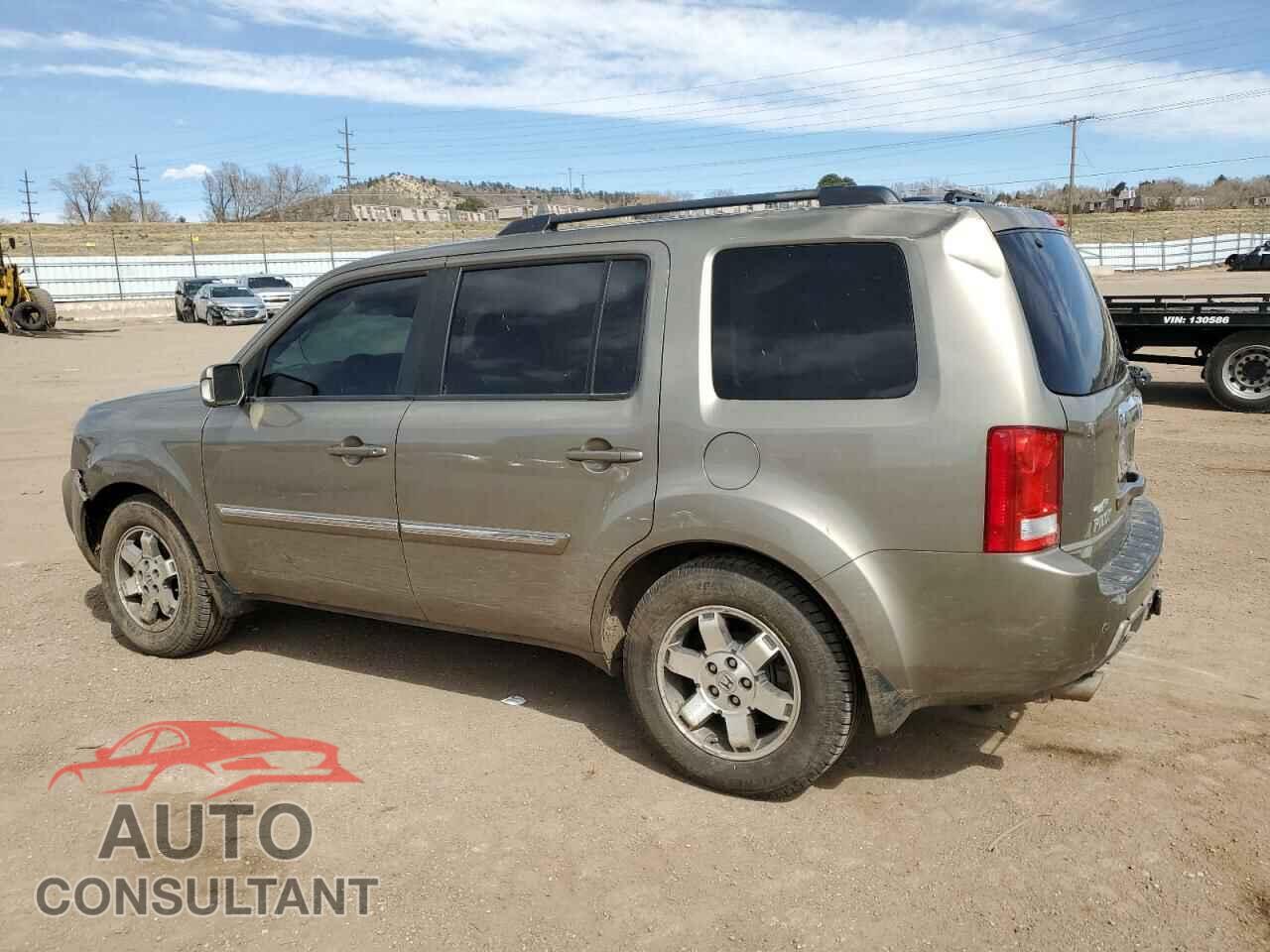 HONDA PILOT 2011 - 5FNYF4H92BB046932
