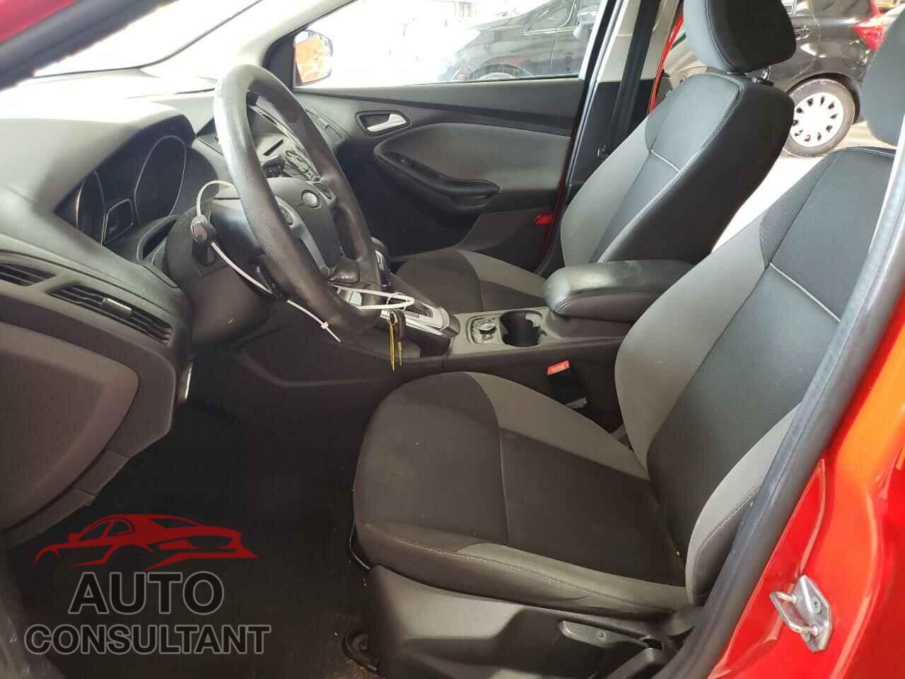 FORD FOCUS 2013 - 1FADP3F23DL330149