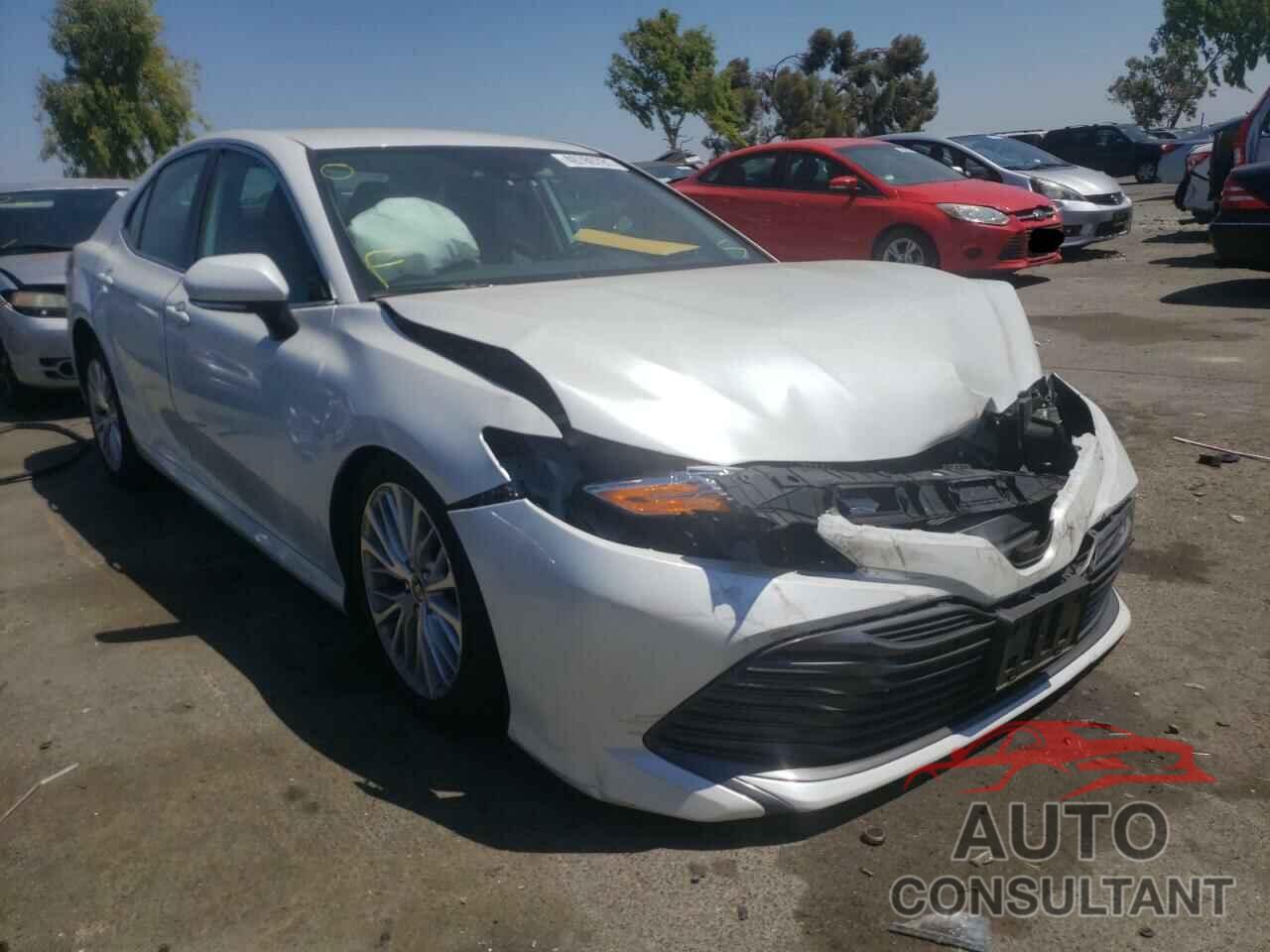 TOYOTA CAMRY 2020 - 4T1F11AK6LU967556