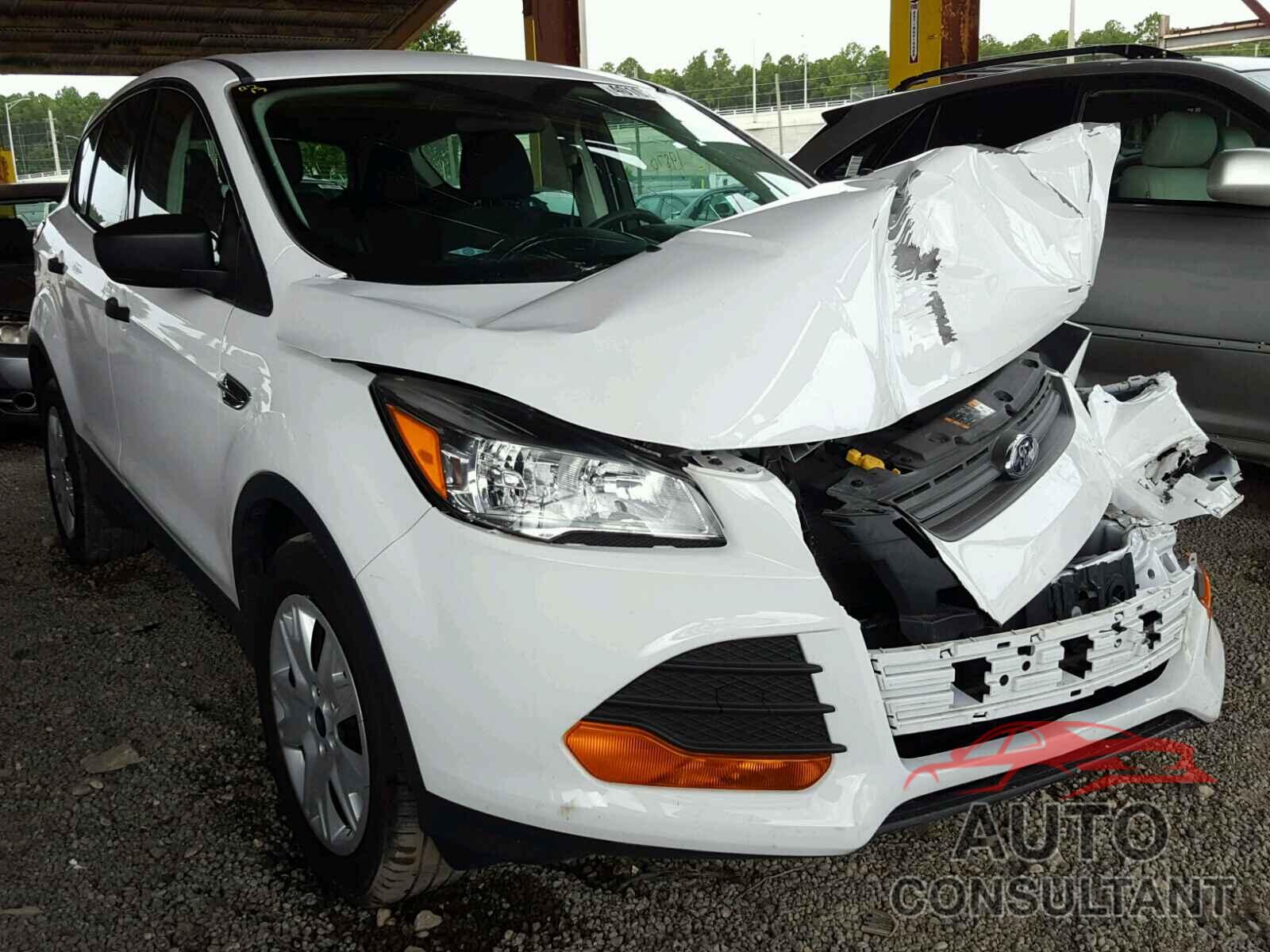 FORD ESCAPE 2016 - 1FMCU0F71GUB66919