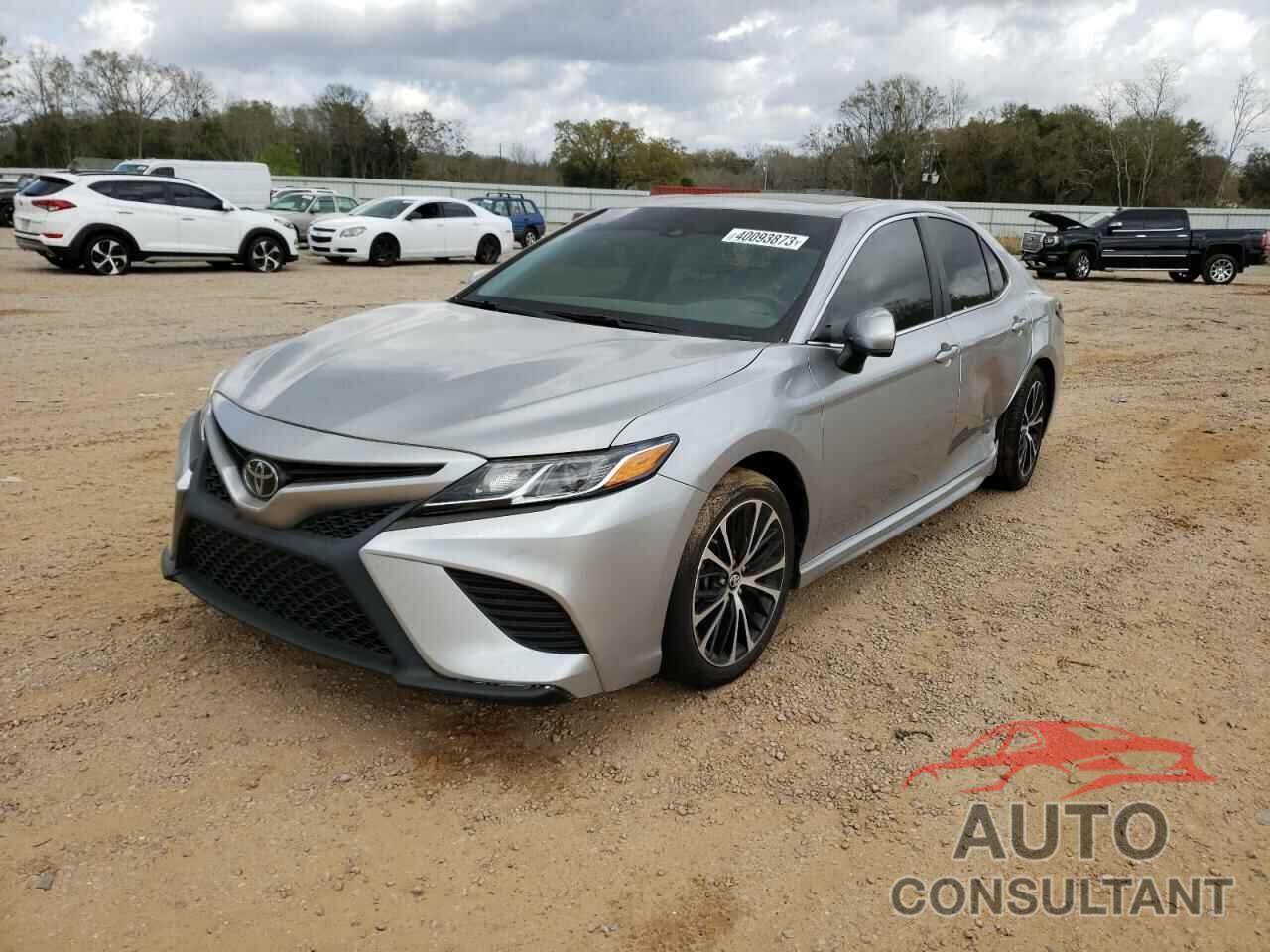 TOYOTA CAMRY 2018 - 4T1B11HK1JU656280