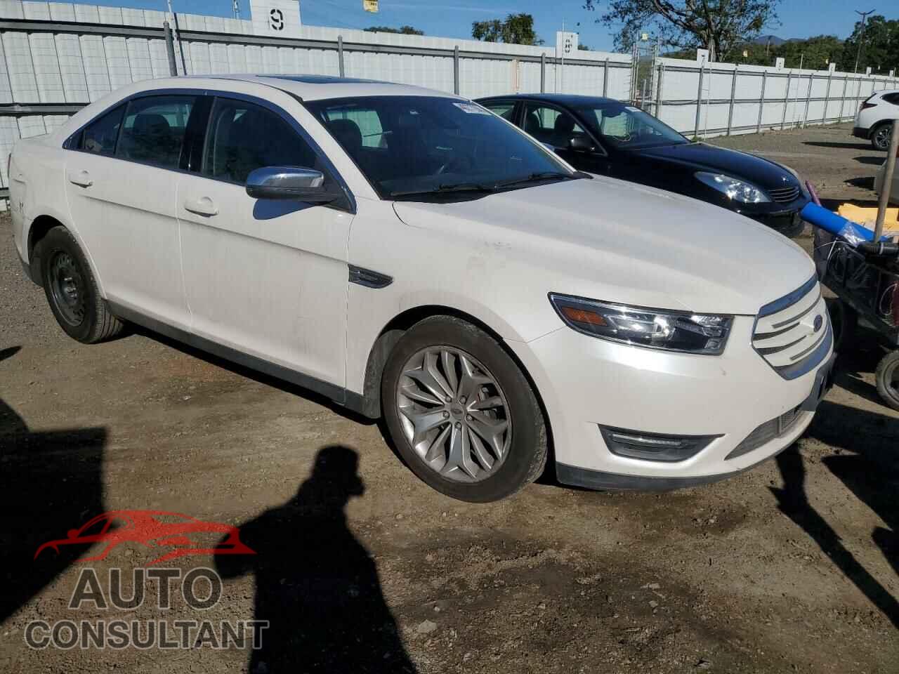 FORD TAURUS 2017 - 1FAHP2F87HG115016