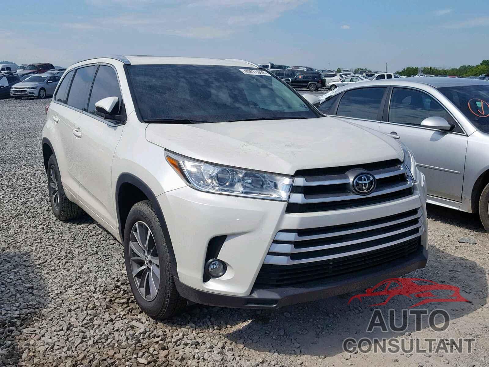 TOYOTA HIGHLANDER 2018 - 5TDKZRFH7JS544137