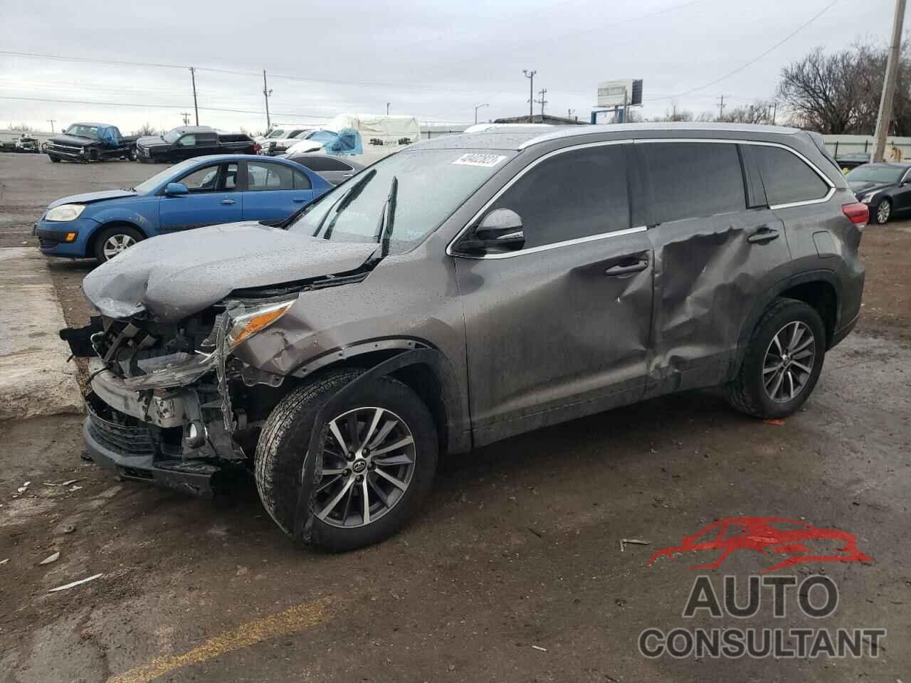 TOYOTA HIGHLANDER 2019 - 5TDKZRFH2KS567150