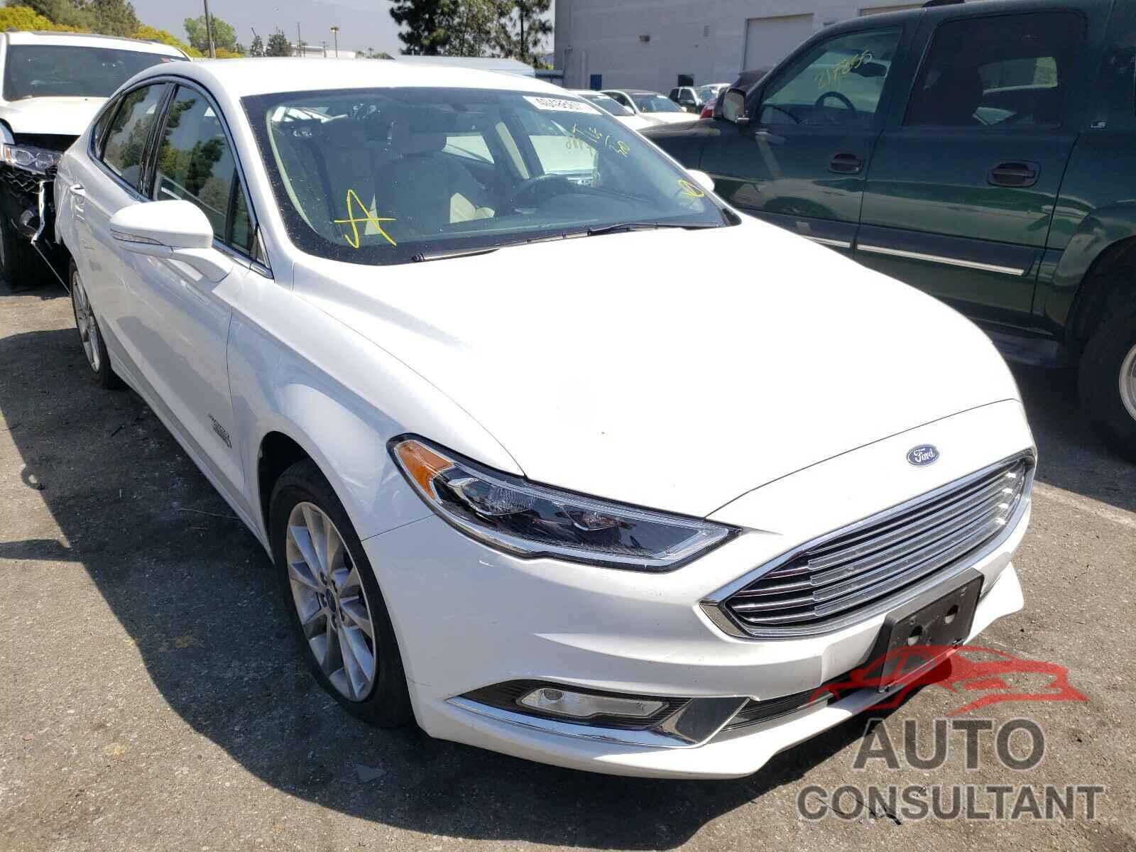 FORD FUSION 2018 - 3FA6P0SU3JR110635