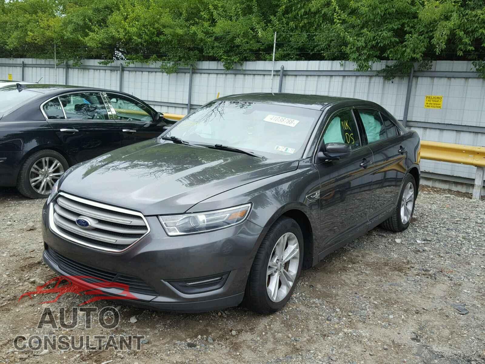 FORD TAURUS 2015 - 1FAHP2E88FG170413
