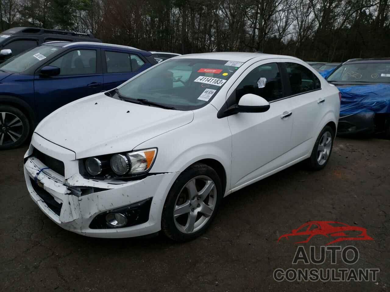 CHEVROLET SONIC 2016 - 1G1JE5SB3G4123966