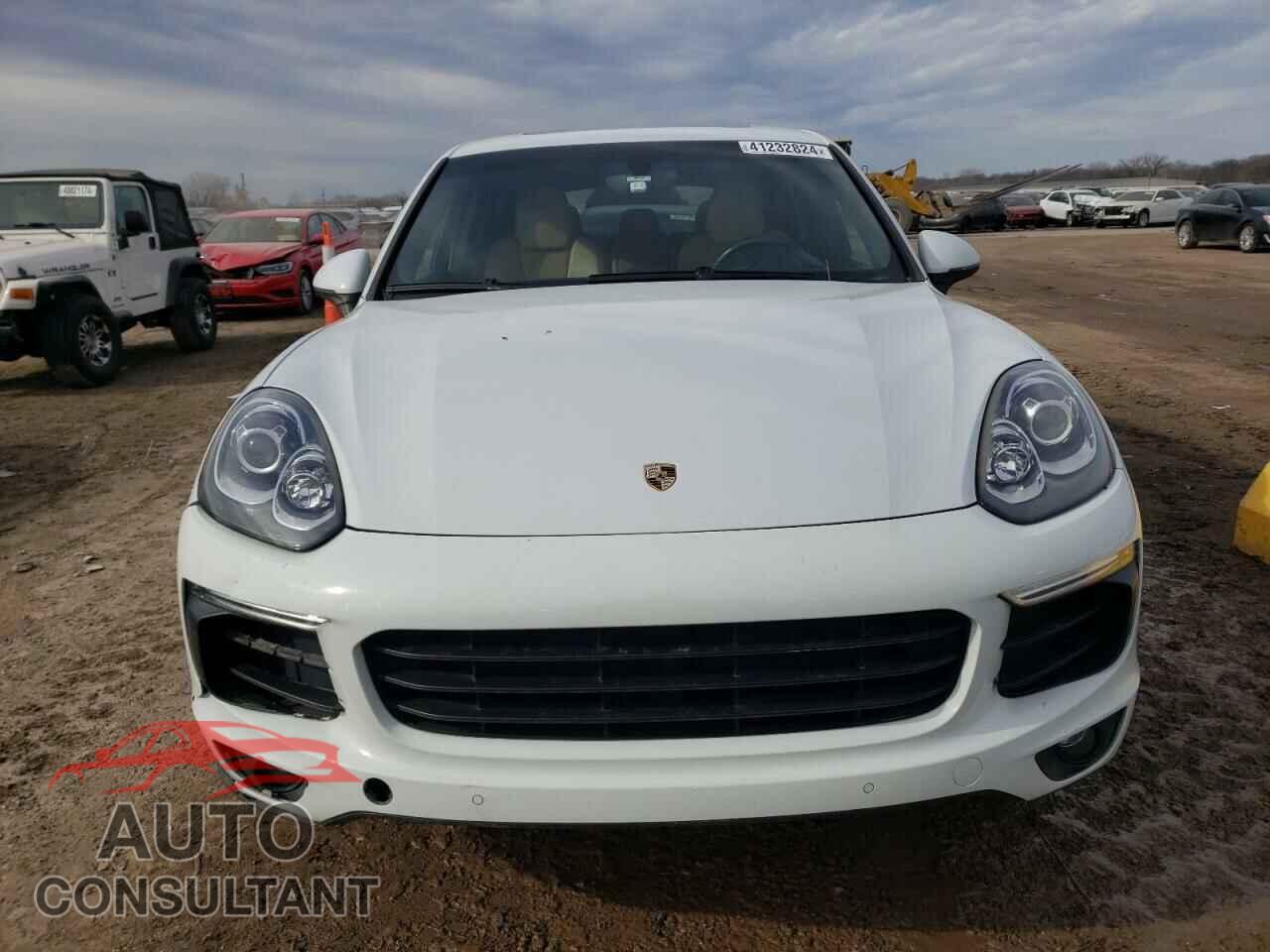 PORSCHE CAYENNE 2016 - WP1AA2A25GLA03710
