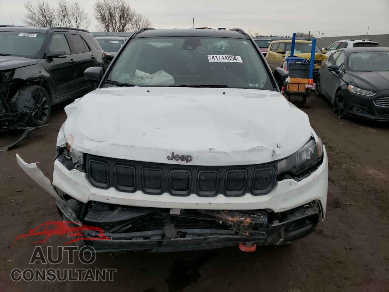 JEEP COMPASS 2022 - 3C4NJDDB7NT153328
