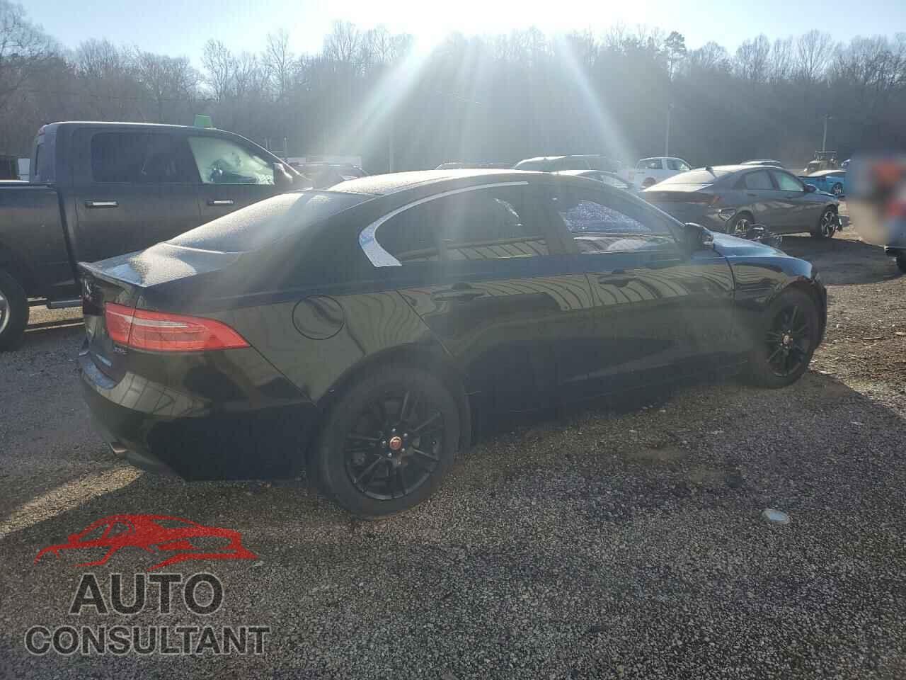 JAGUAR XE 2017 - SAJAD4BG1HA950918