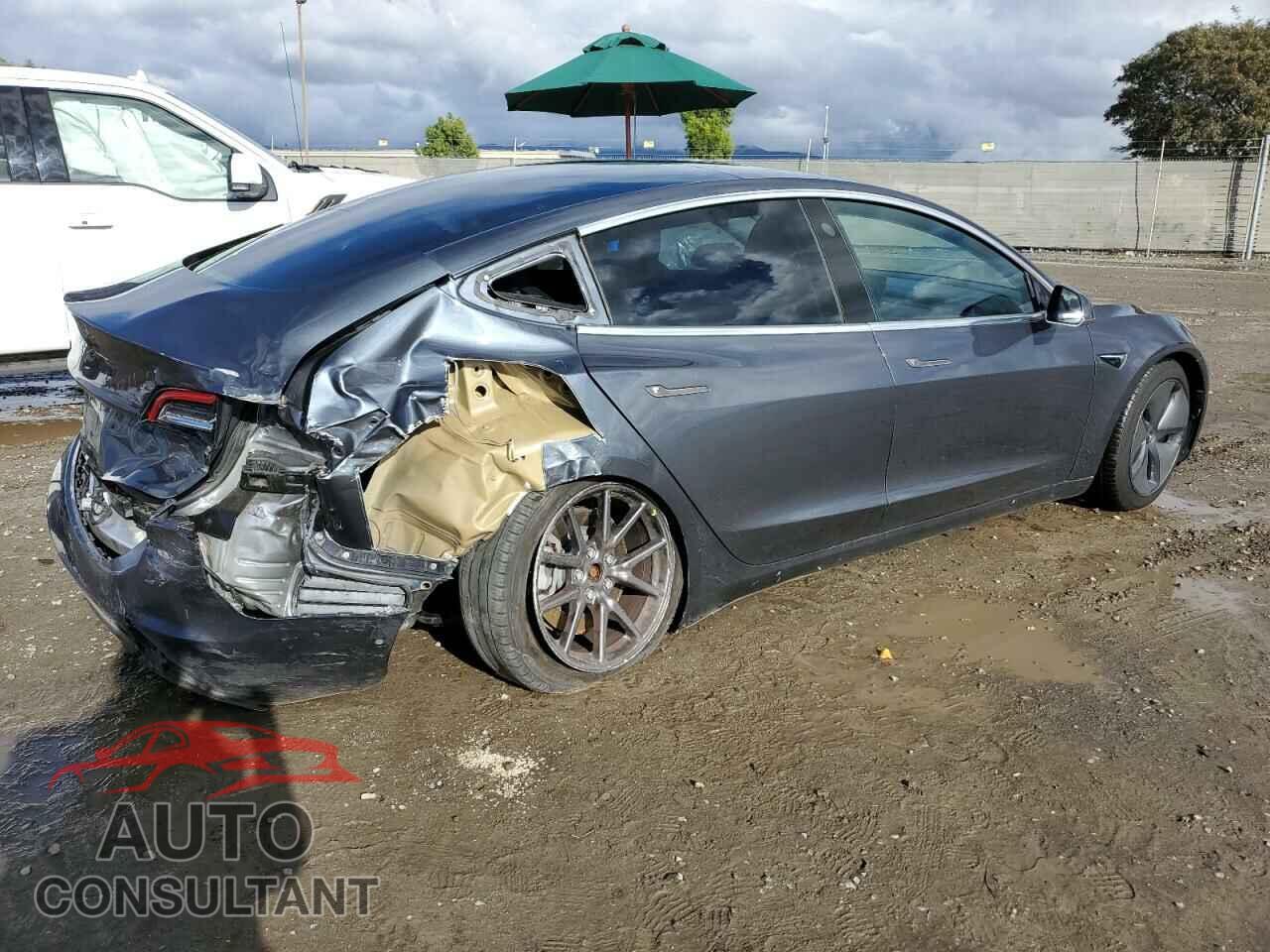 TESLA MODEL 3 2020 - 5YJ3E1EA5LF739523