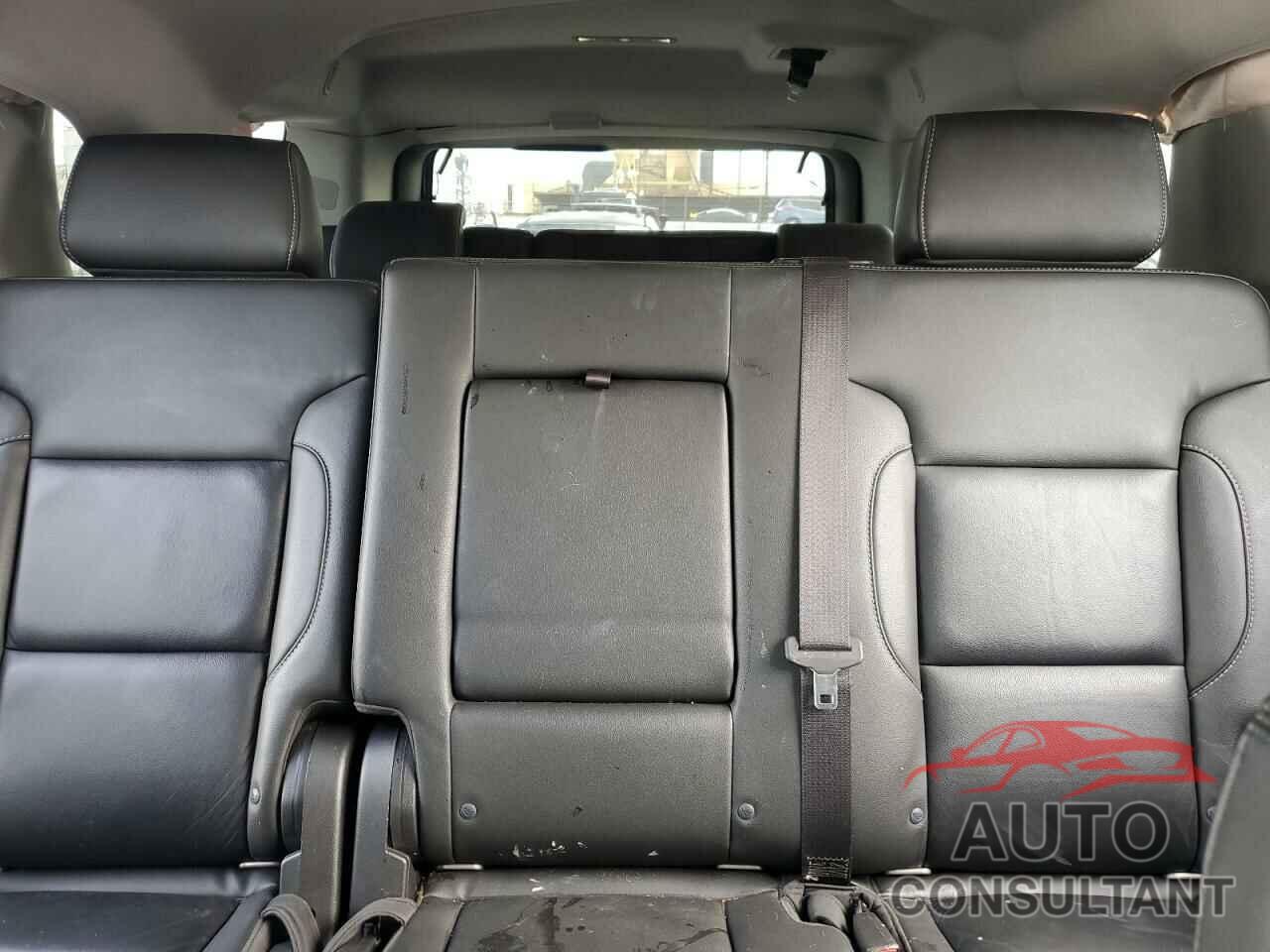 CHEVROLET SUBURBAN 2019 - 1GNSKHKC3KR159626