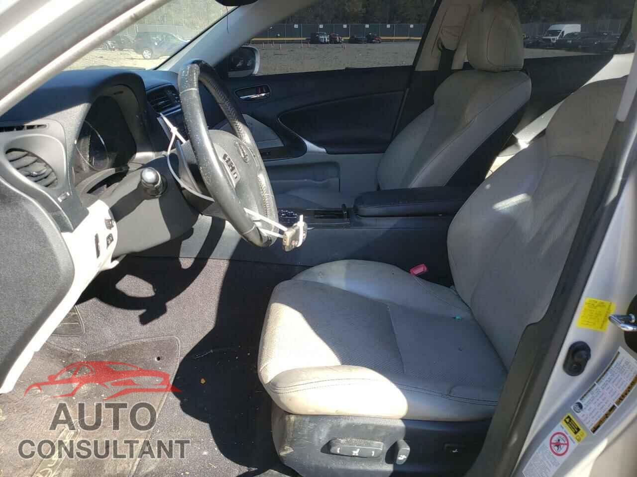 LEXUS IS 2012 - JTHBF5C22C2102974