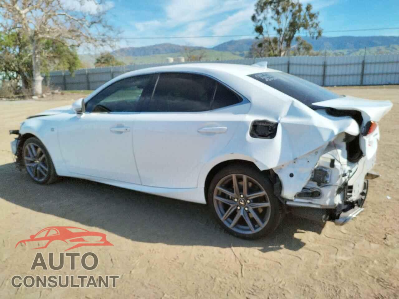 LEXUS IS 2017 - JTHBA1D23H5040612