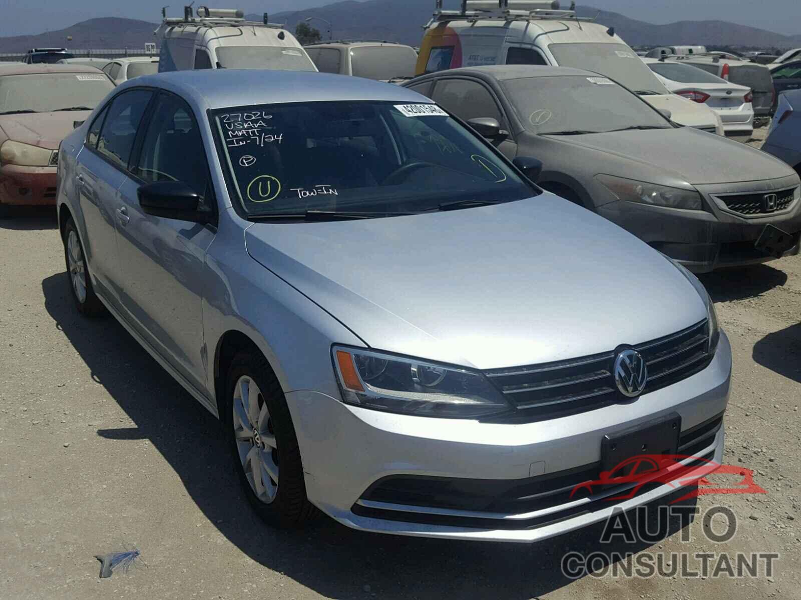 VOLKSWAGEN JETTA 2015 - 3VWD17AJ2FM310328