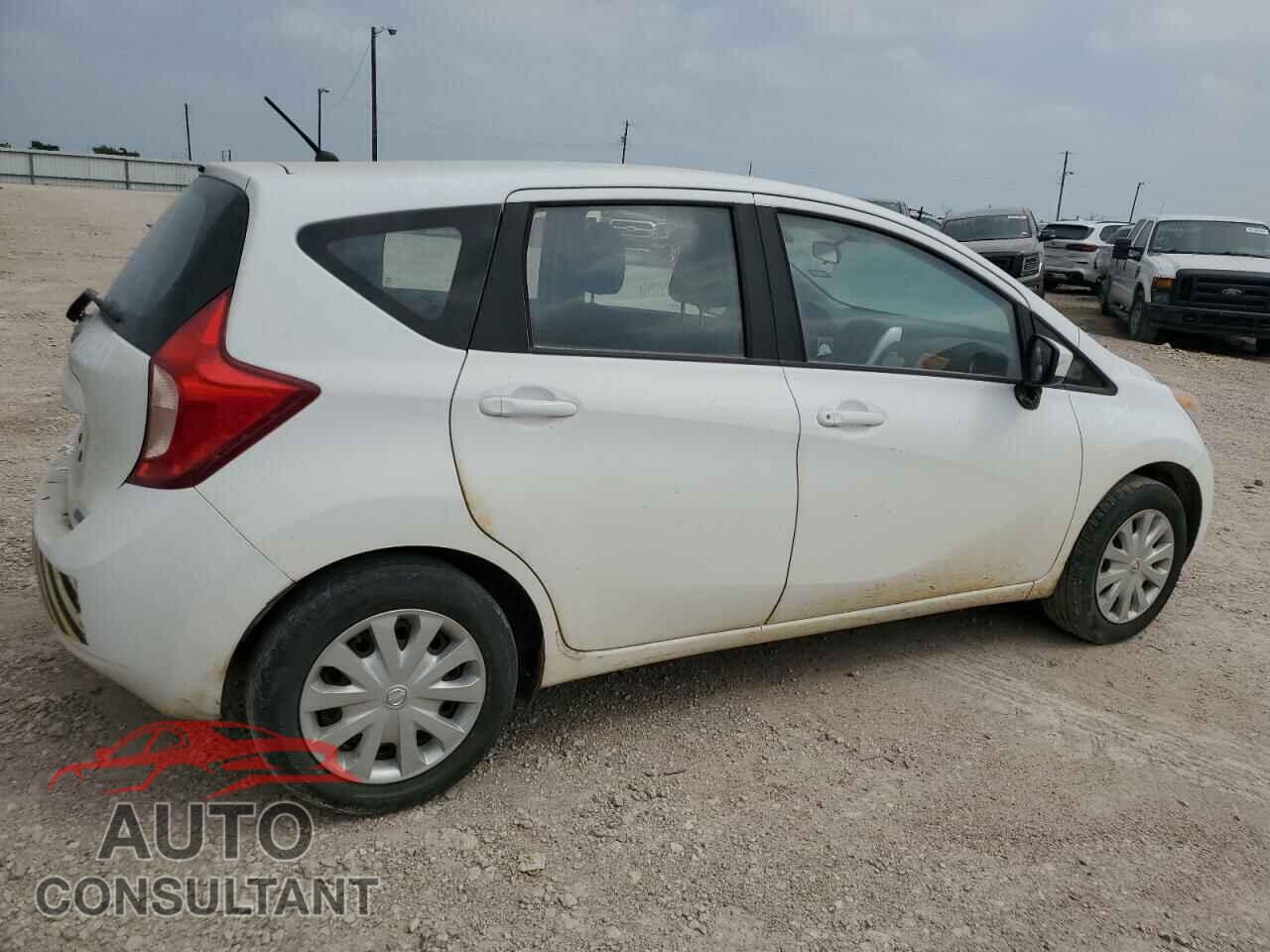 NISSAN VERSA 2016 - 3N1CE2CP2GL371440