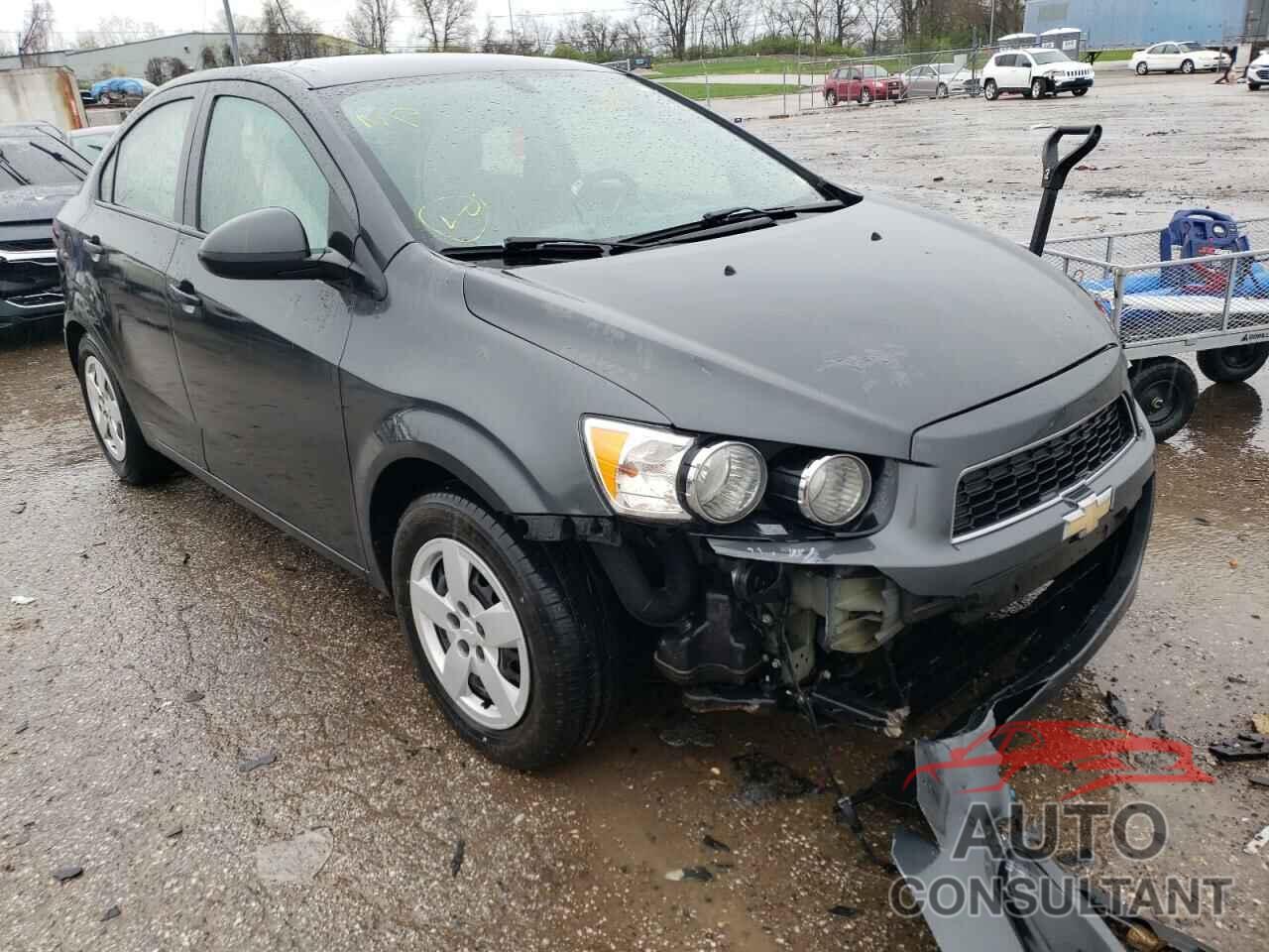 CHEVROLET SONIC 2016 - 1G1JA5SH1G4183910