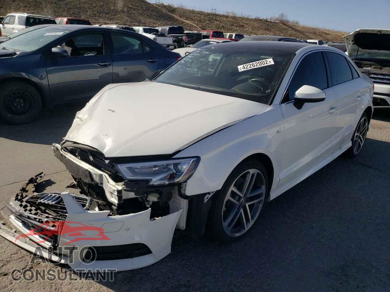 AUDI A3 2018 - WAUGUGFF1J1092977