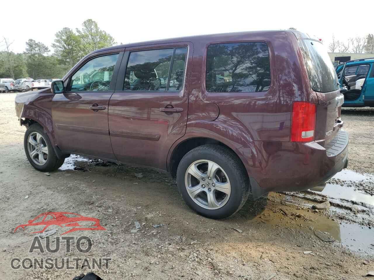 HONDA PILOT 2015 - 5FNYF4H55FB033028