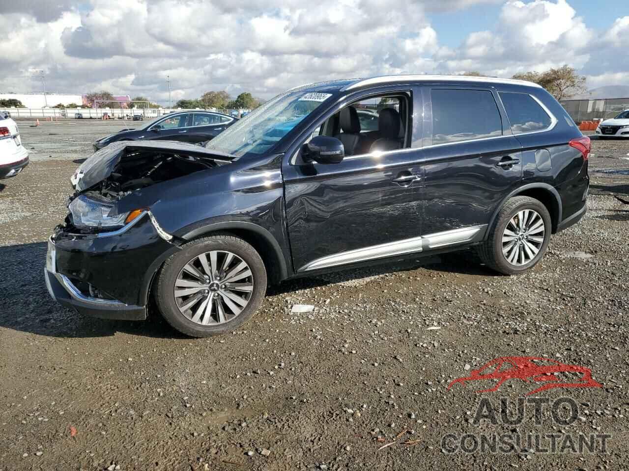 MITSUBISHI OUTLANDER 2019 - JA4AD3A32KZ014851