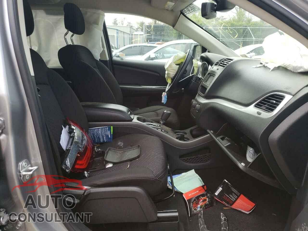 DODGE JOURNEY 2019 - 3C4PDCBB1KT868467