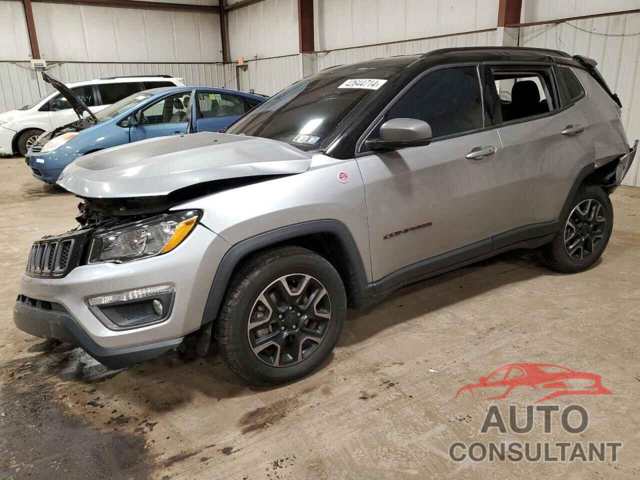 JEEP COMPASS 2019 - 3C4NJDDB5KT671711