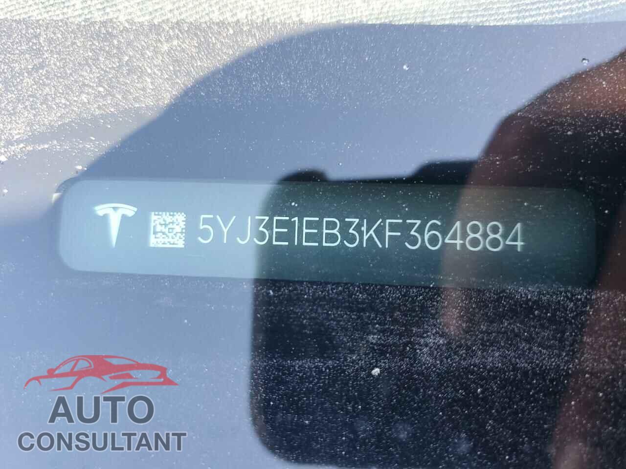TESLA MODEL 3 2019 - 5YJ3E1EB3KF364884
