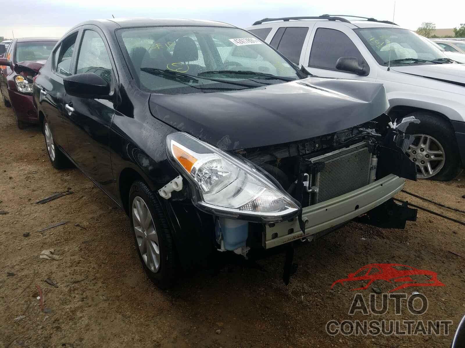 NISSAN VERSA 2019 - 3N1CN7APXKL802373