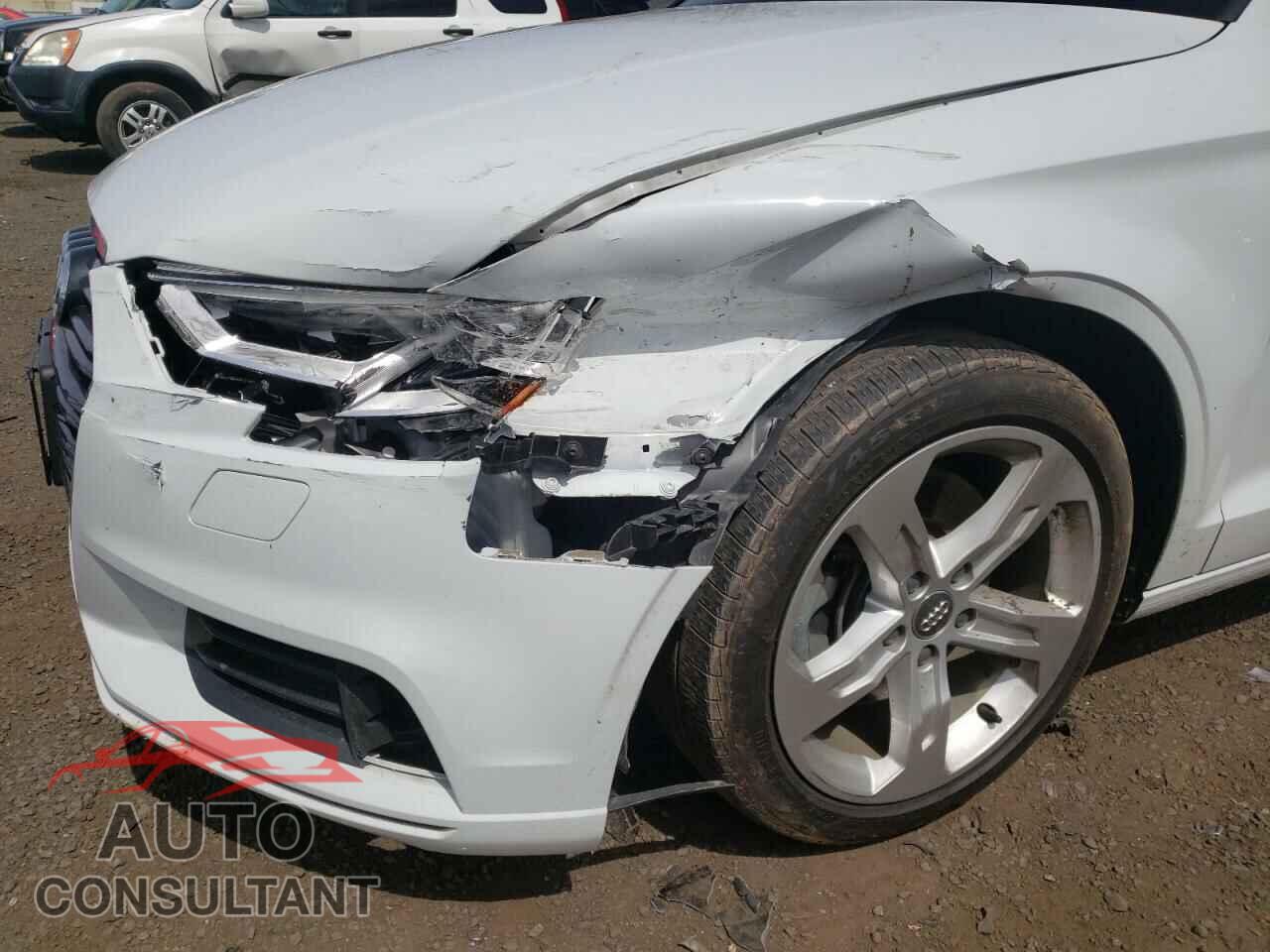 AUDI A3 2018 - WAUAUGFF0J1083287