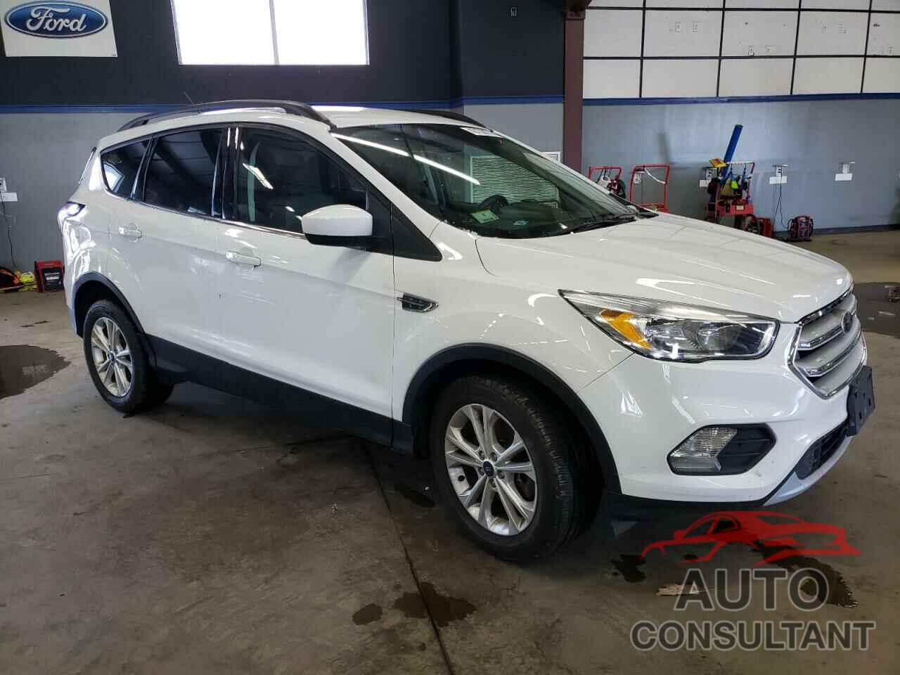 FORD ESCAPE 2018 - 1FMCU9GD9JUA44003