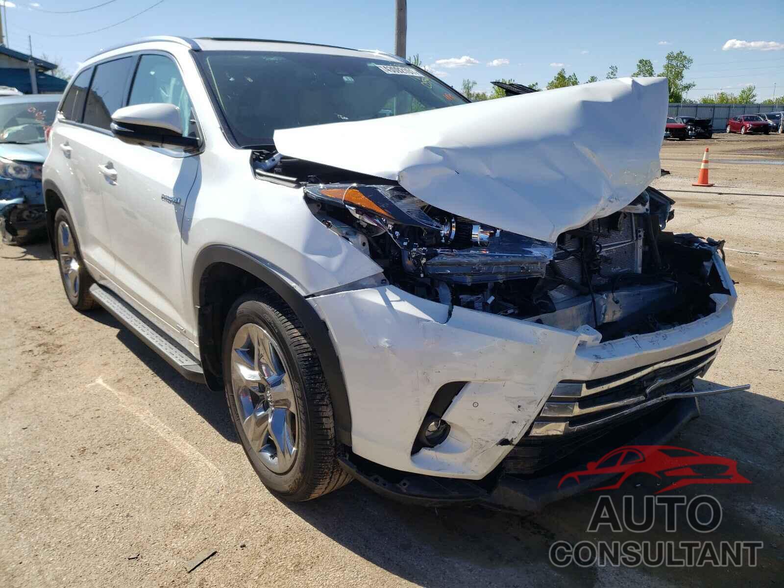 TOYOTA HIGHLANDER 2019 - 5TDDGRFH2KS070579