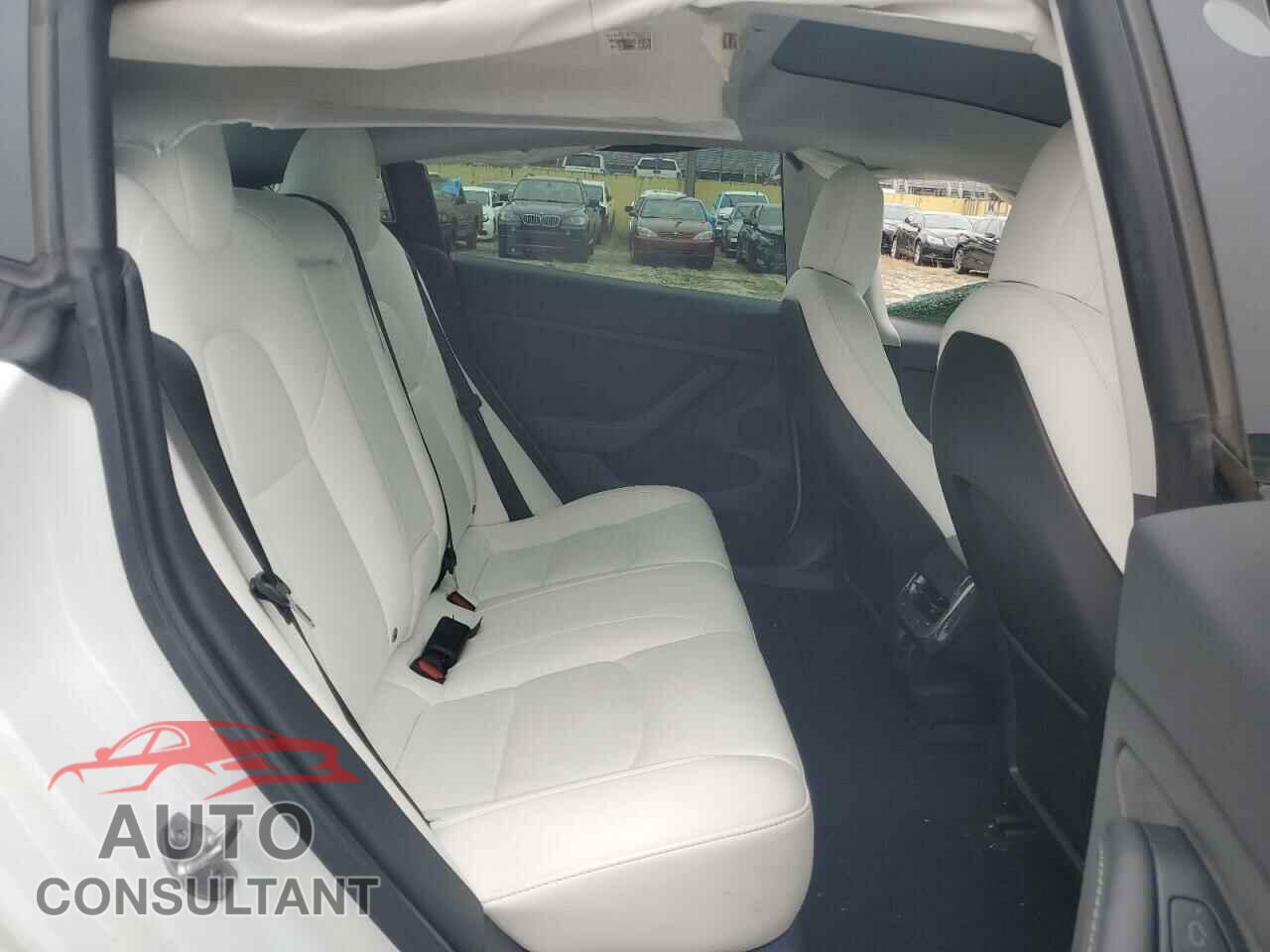 TESLA MODEL 3 2021 - 5YJ3E1EC5MF020257