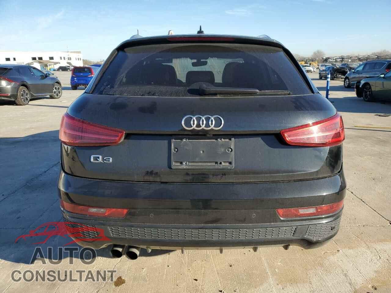 AUDI Q3 2018 - WA1BCCFS7JR032607