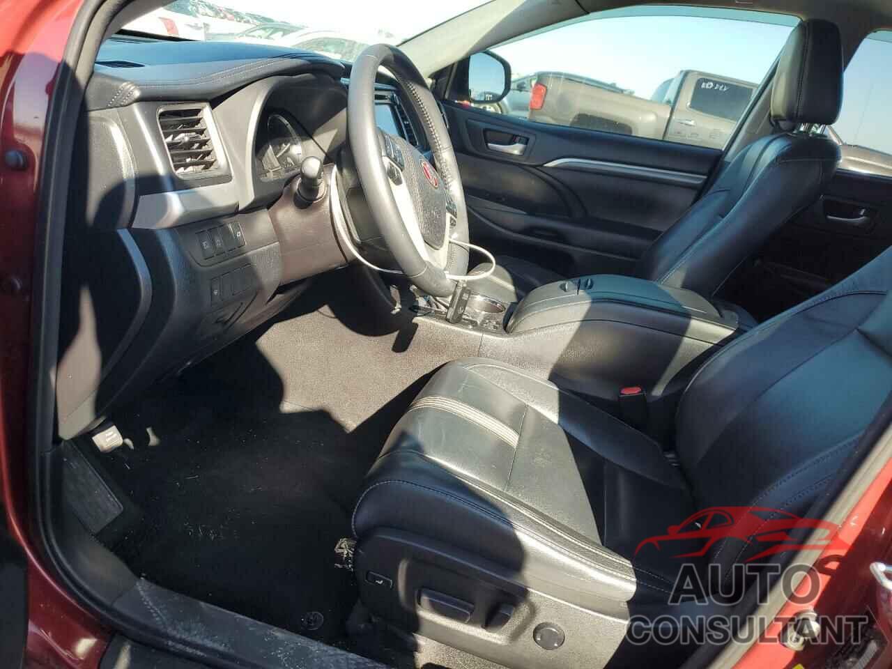 TOYOTA HIGHLANDER 2018 - 5TDKZRFH8JS535852