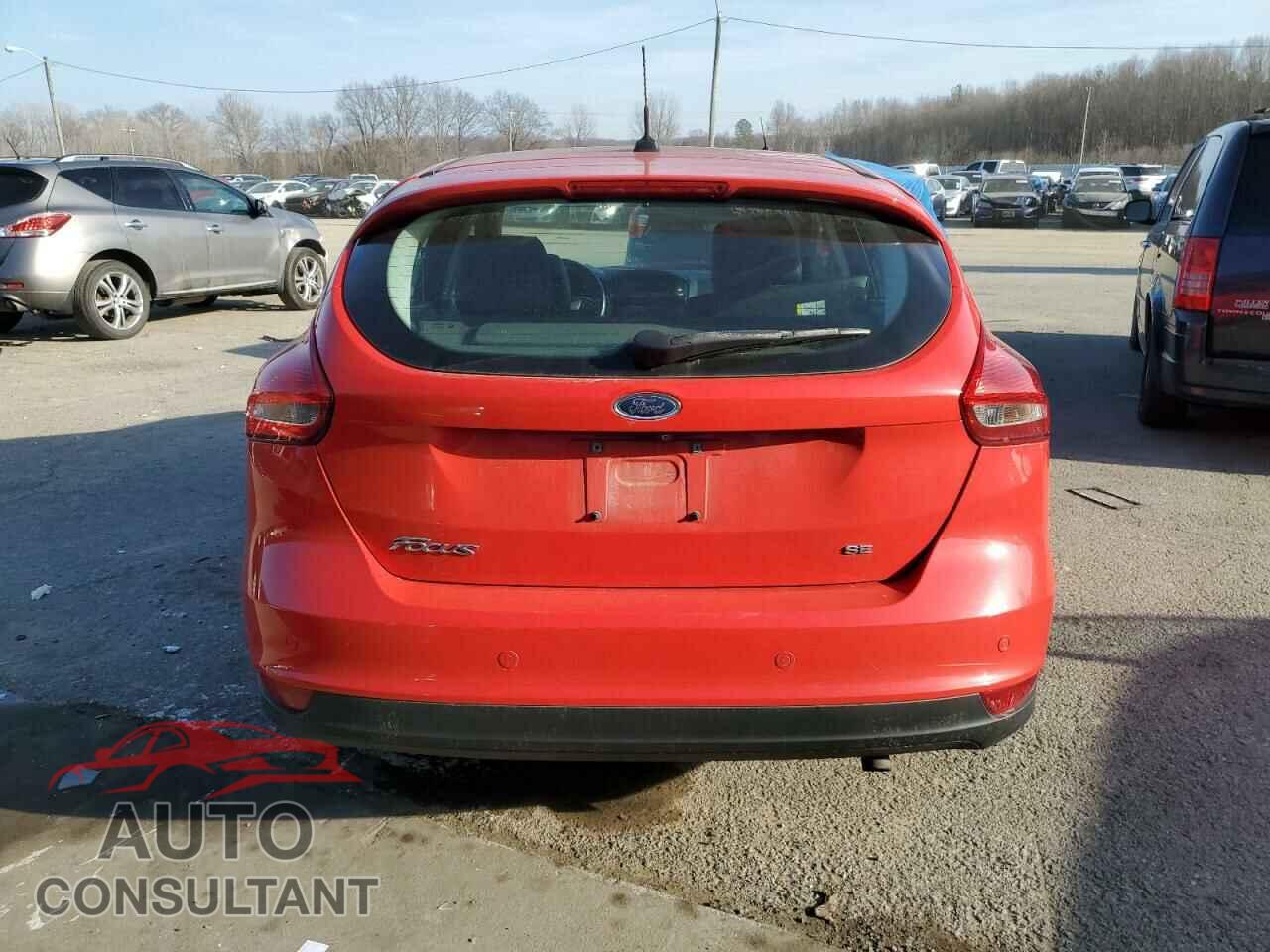 FORD FOCUS 2016 - 1FADP3K2XGL321779