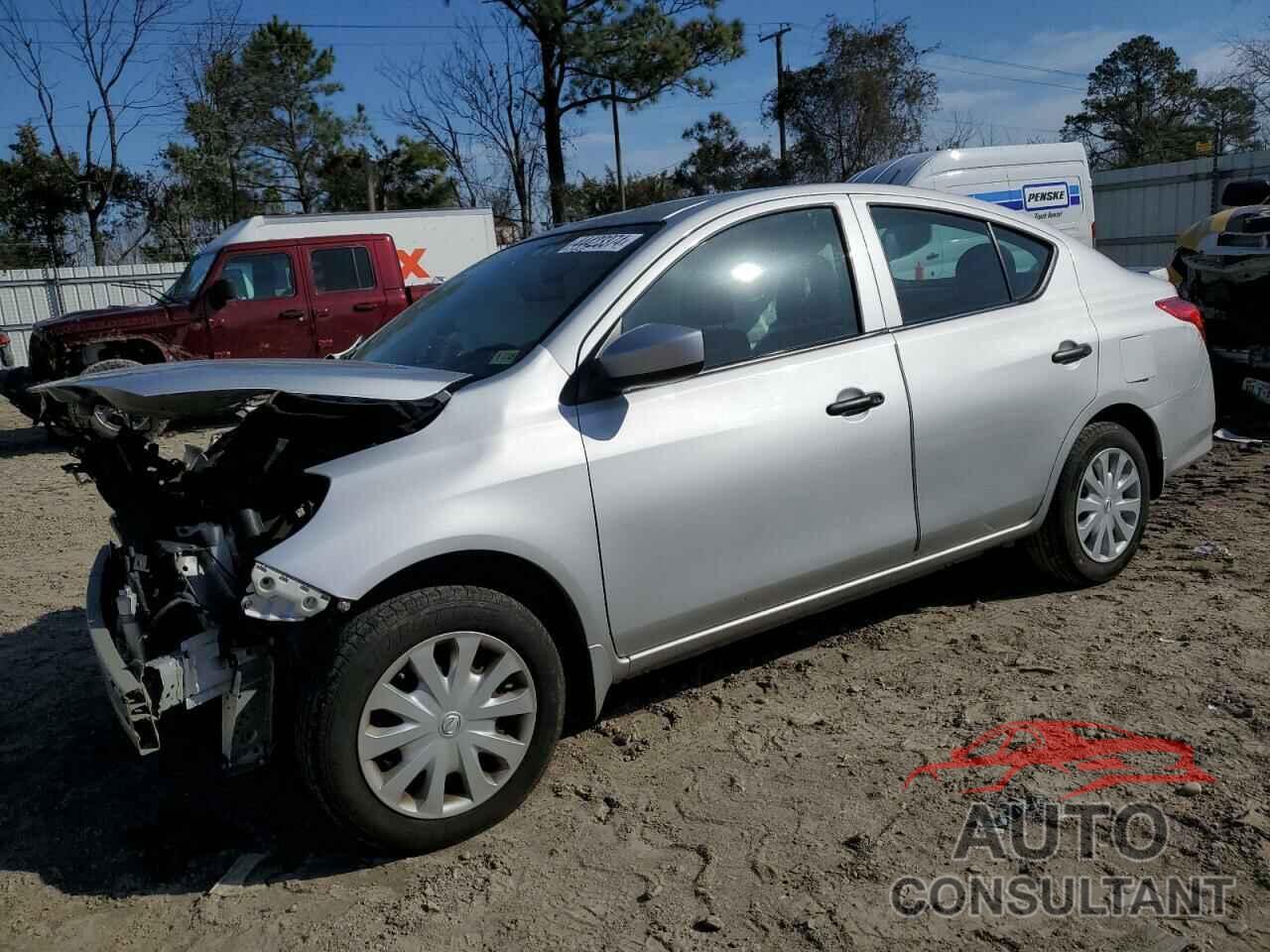 NISSAN VERSA 2018 - 3N1CN7AP2JL802656