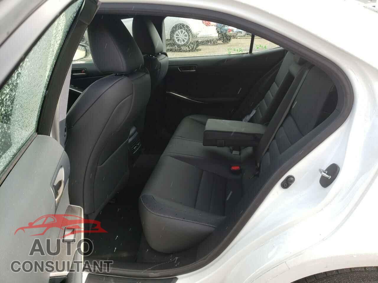 LEXUS IS 2019 - JTHBA1D28K5093846