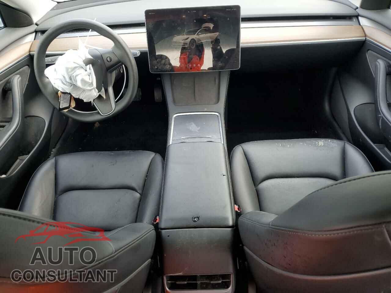 TESLA MODEL 3 2023 - 5YJ3E1EAXPF544233