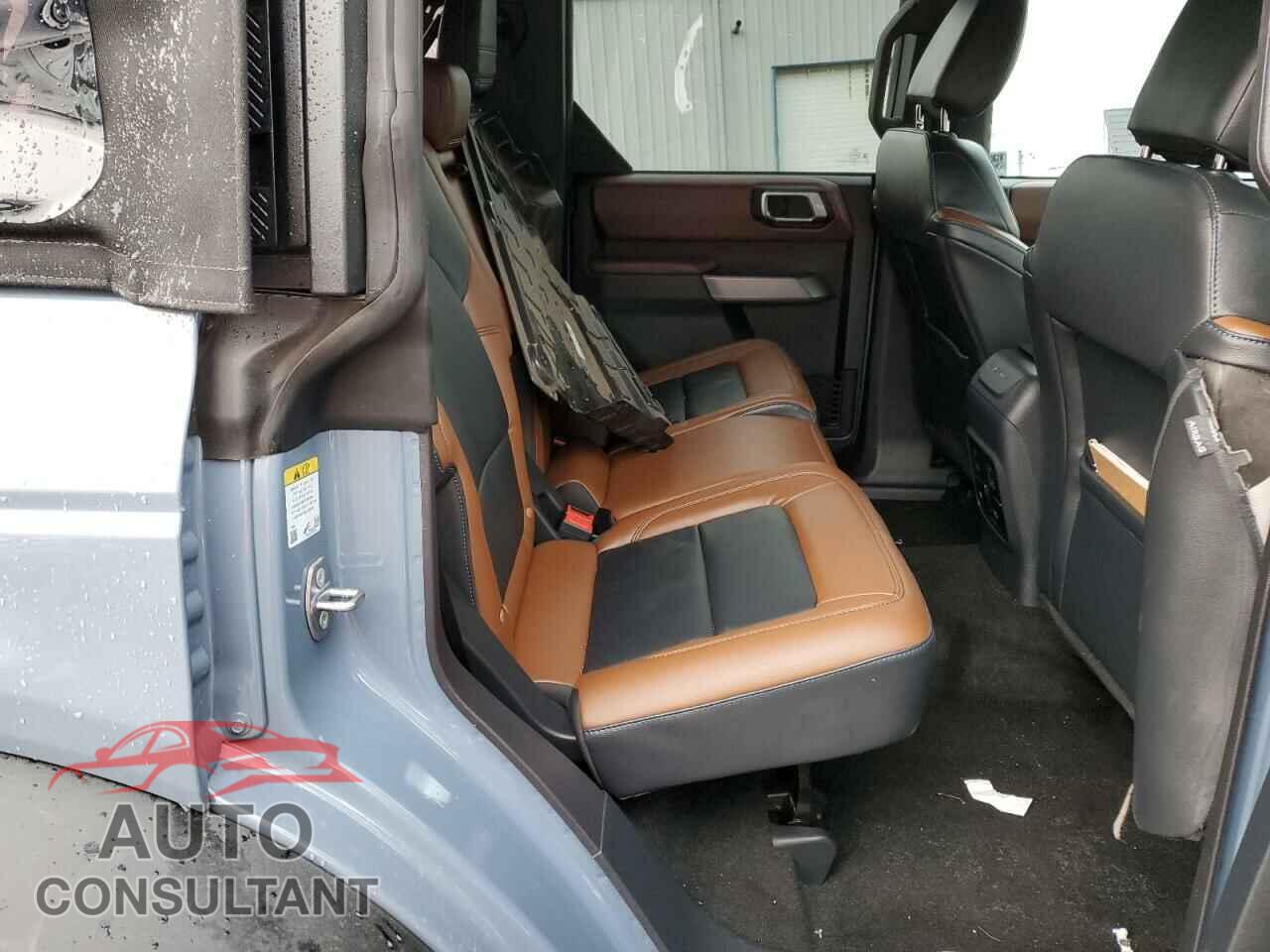 FORD BRONCO 2023 - 1FMEE5DP0PLB34944
