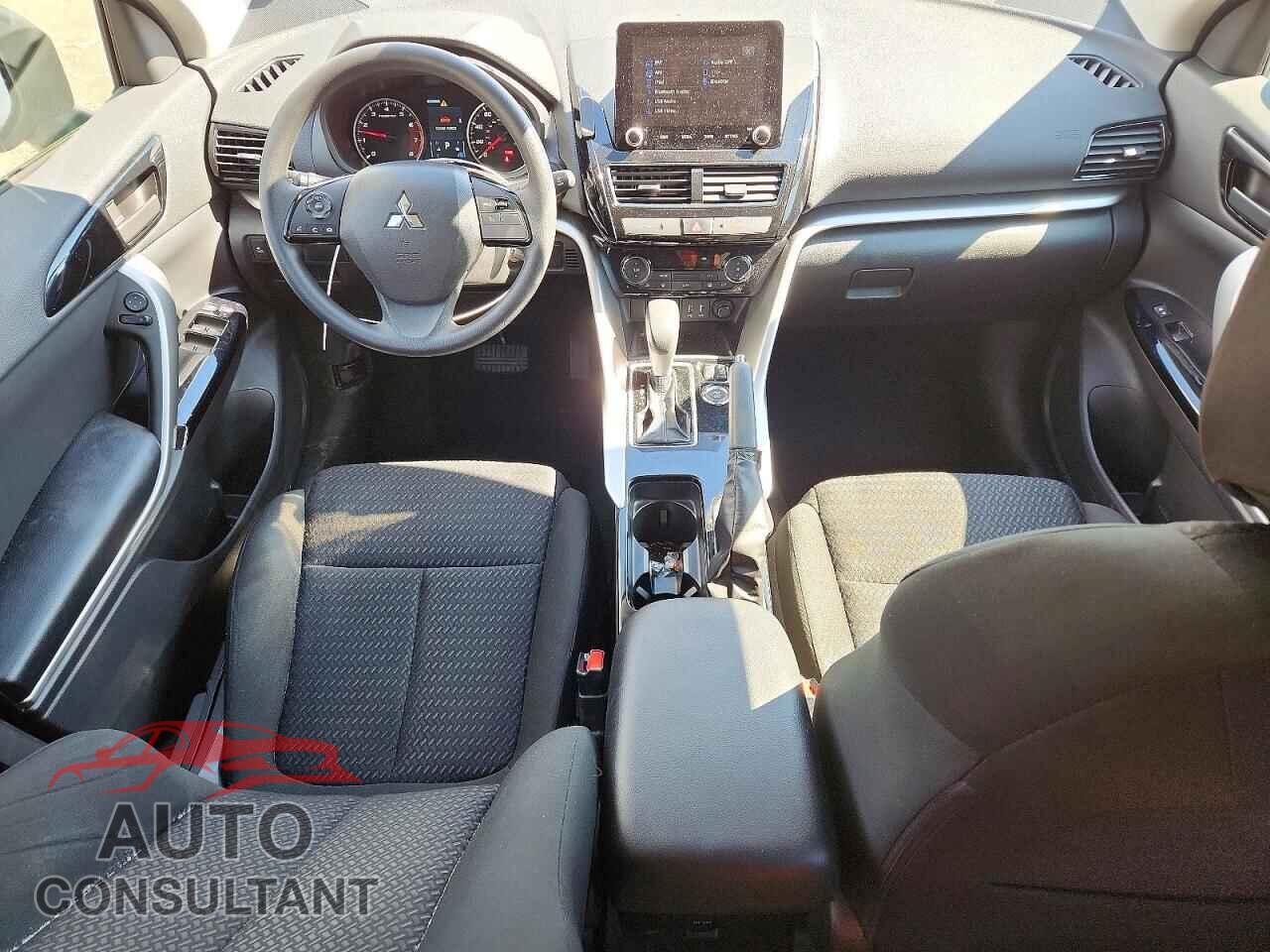 MITSUBISHI ECLIPSE 2023 - JA4ATVAAXPZ005206