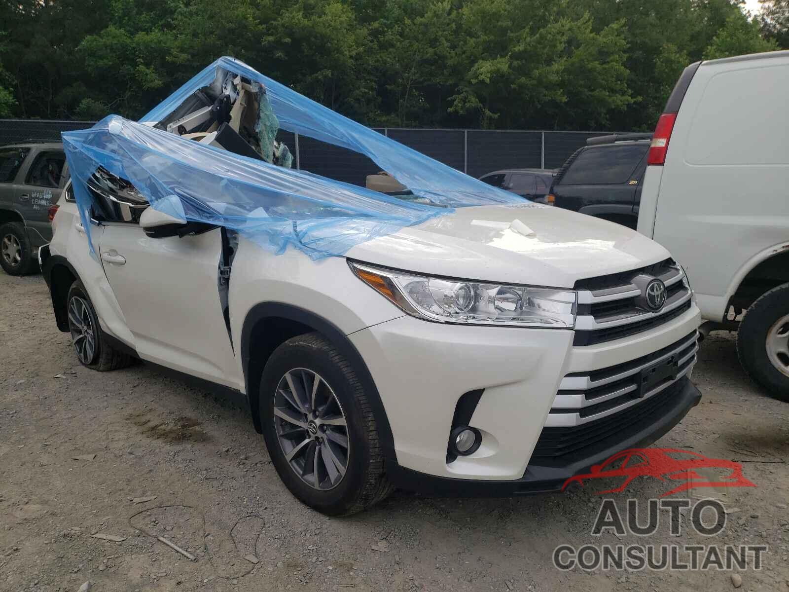 TOYOTA HIGHLANDER 2019 - 5TDJZRFH7KS718950