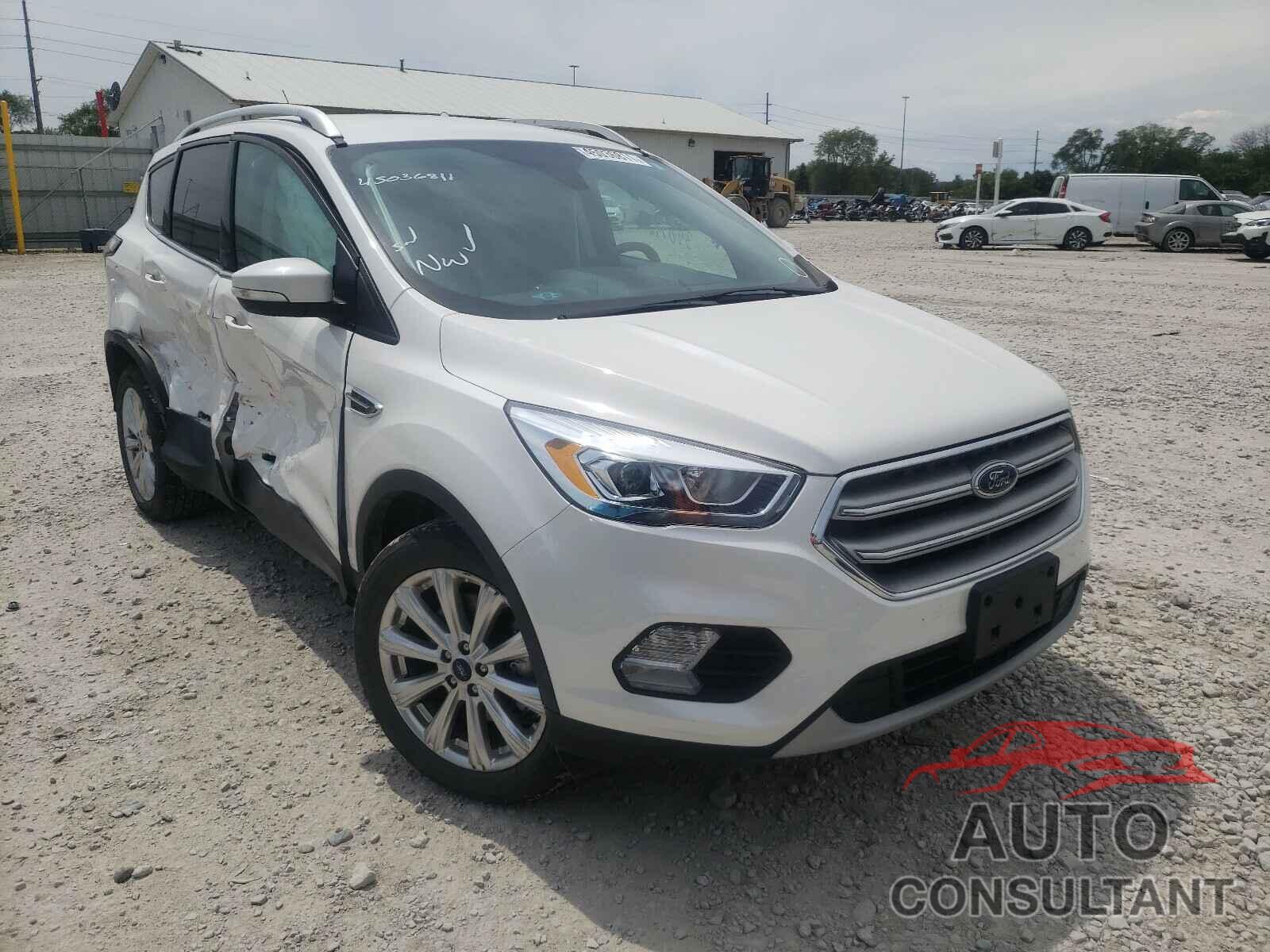 FORD ESCAPE 2017 - 1FMCU9J97HUE08322