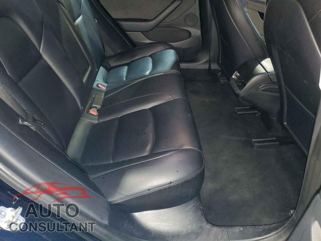 TESLA MODEL 3 2022 - 5YJ3E1EA8NF288316