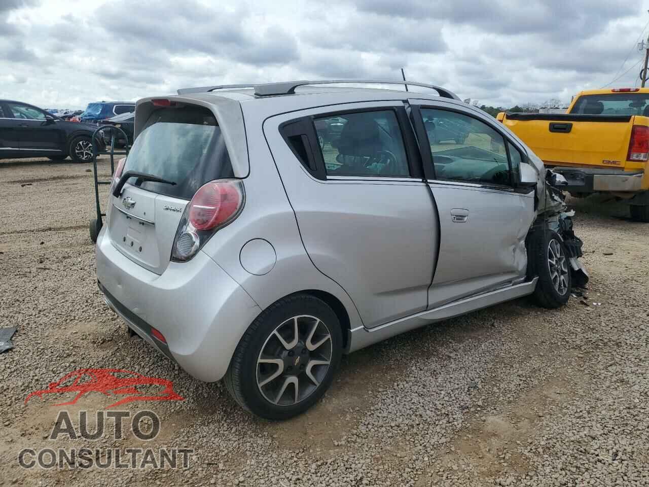CHEVROLET SPARK 2013 - KL8CF6S96DC521568