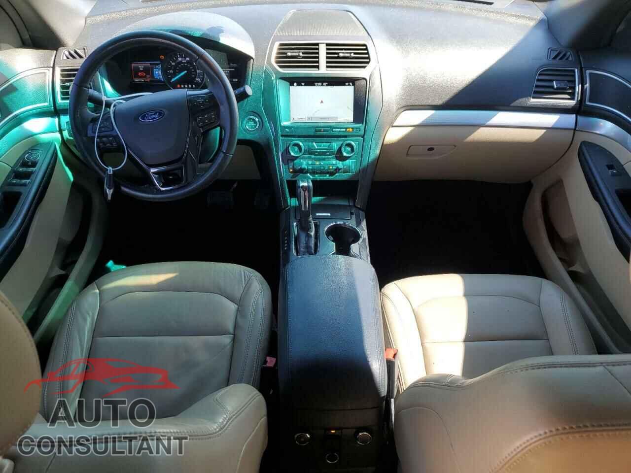 FORD EXPLORER 2017 - 1FM5K7D84HGD15522